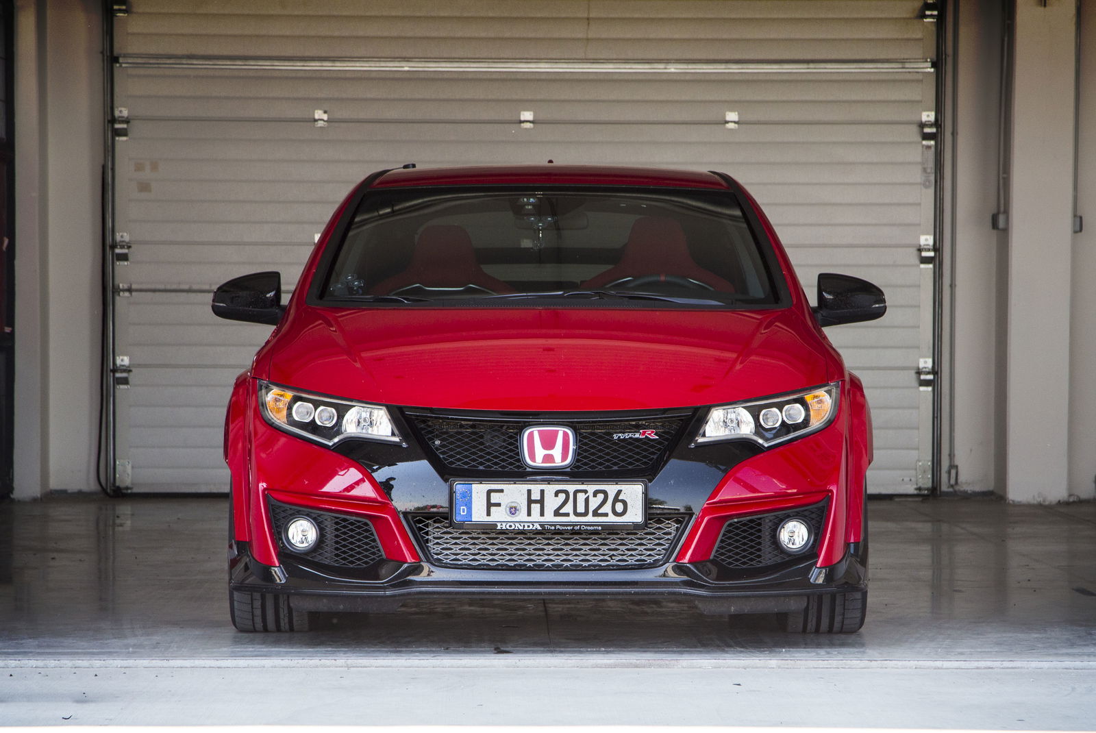  The New Honda Civic Type R Is Like The Bad Kid Your Mother Told You To Stay Away From