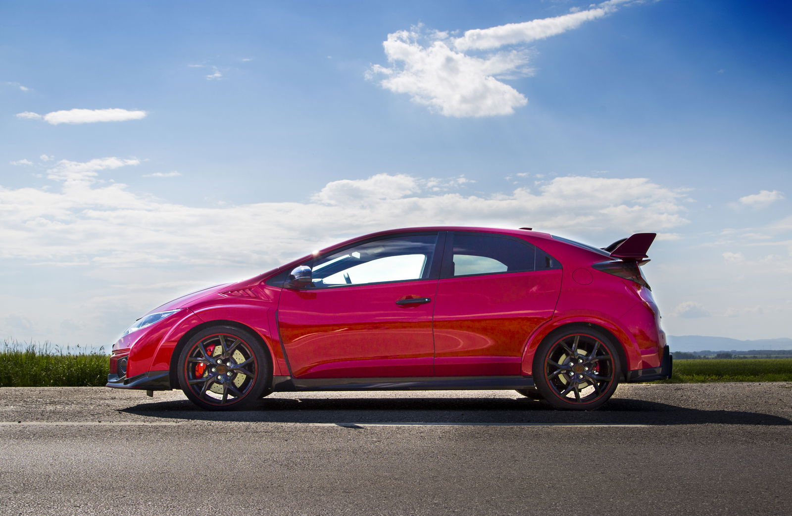  The New Honda Civic Type R Is Like The Bad Kid Your Mother Told You To Stay Away From
