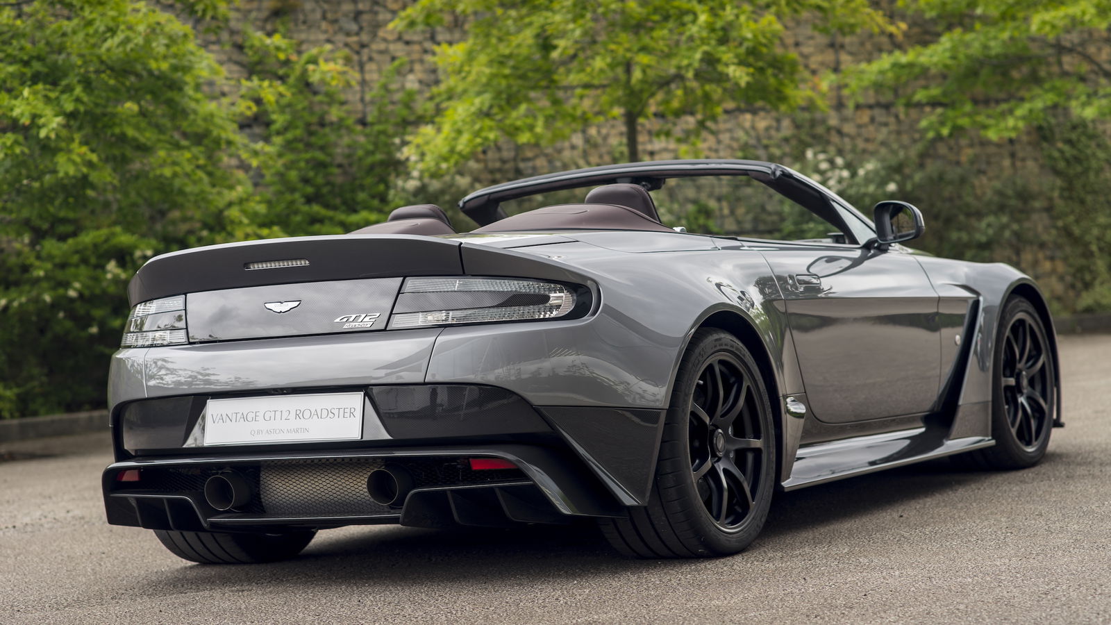 The 592bhp Aston Martin Vantage GT12 Roadster Is An Exquisite One-Off Celebration Of N/A V12 Noise