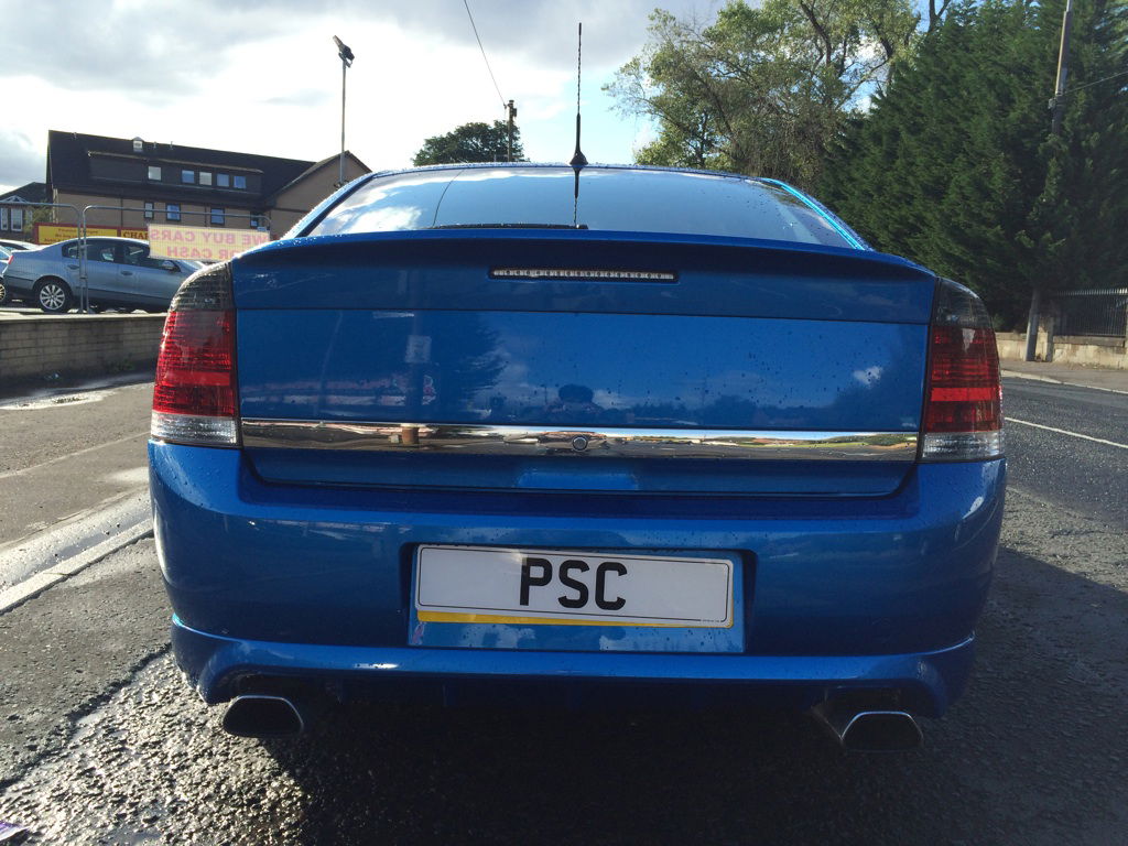 The Vauxhall Vectra VXR Is A Boistrous Super Saloon That Could Be Yours From £5k