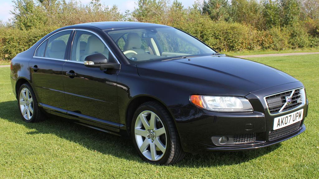 A Used Volvo S80 V8 Is An Understated Quick Saloon With The Potential For Brutal Exhaust Noise 