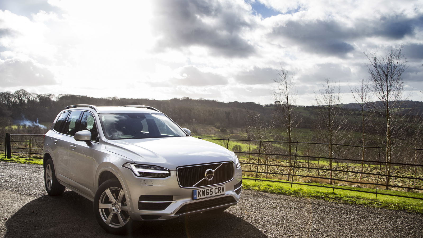 The 400bhp Volvo XC90 T8 Is A Fast SUV People Won’t Hate You For