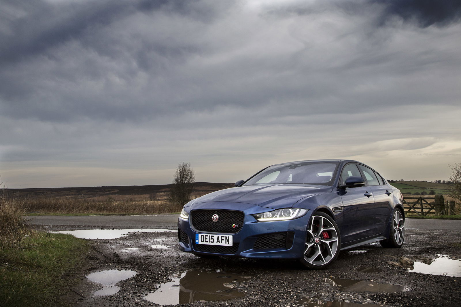 8 Things You Need To Know About The 592bhp Jaguar XE SV Project 8