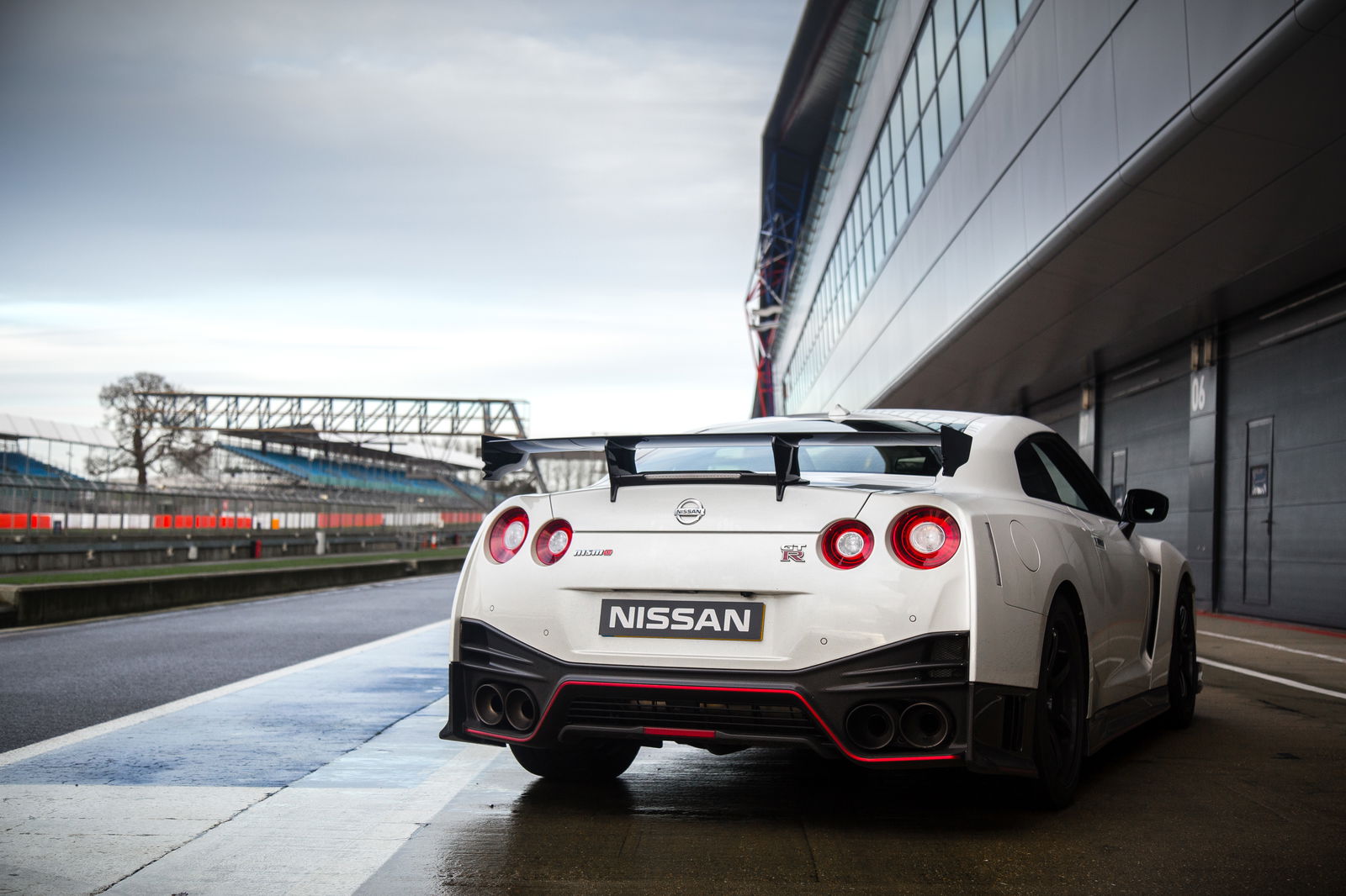 The ‘Computer-Driven’ Nissan GT-R Could Be The Last Analogue Hero