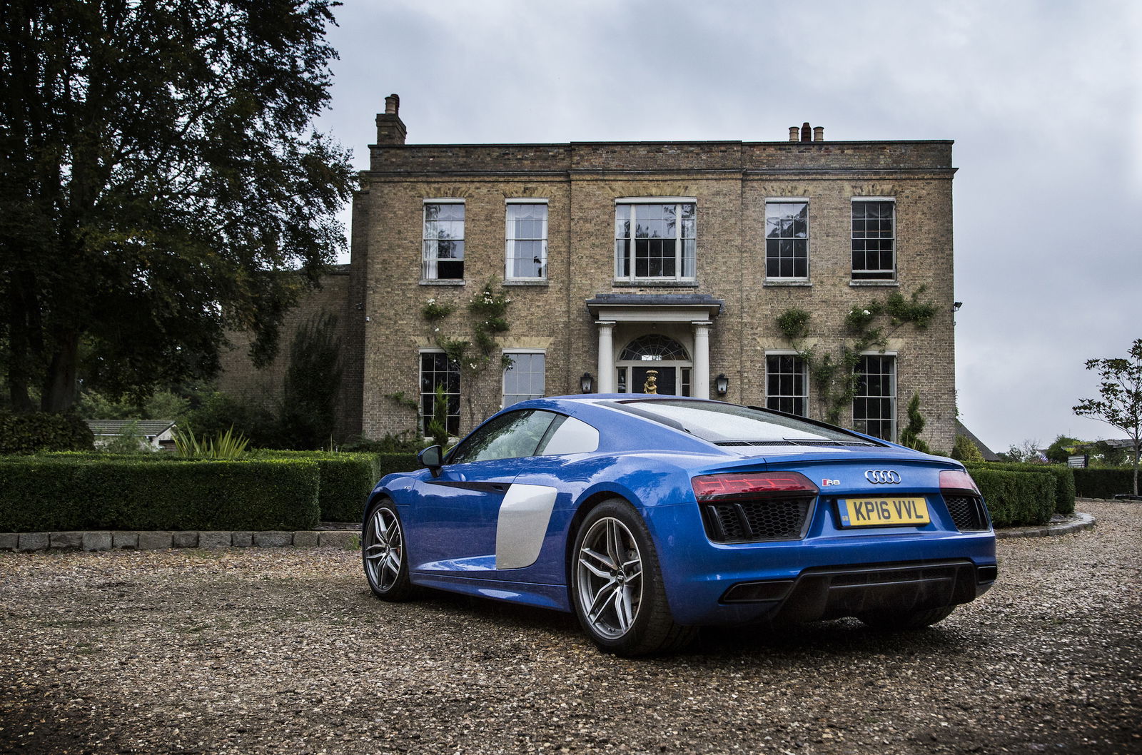 Audi R8 V10 Review: A Supercar Triumph That's Better With Zero Expensive Options