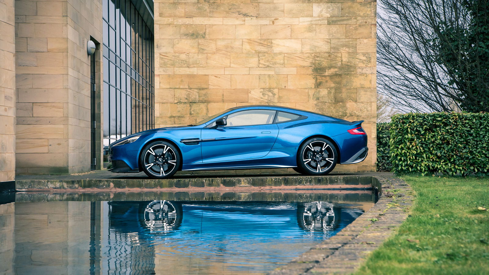 Aston Martin's Vanquish Replacement Is Called The DBS Superleggera