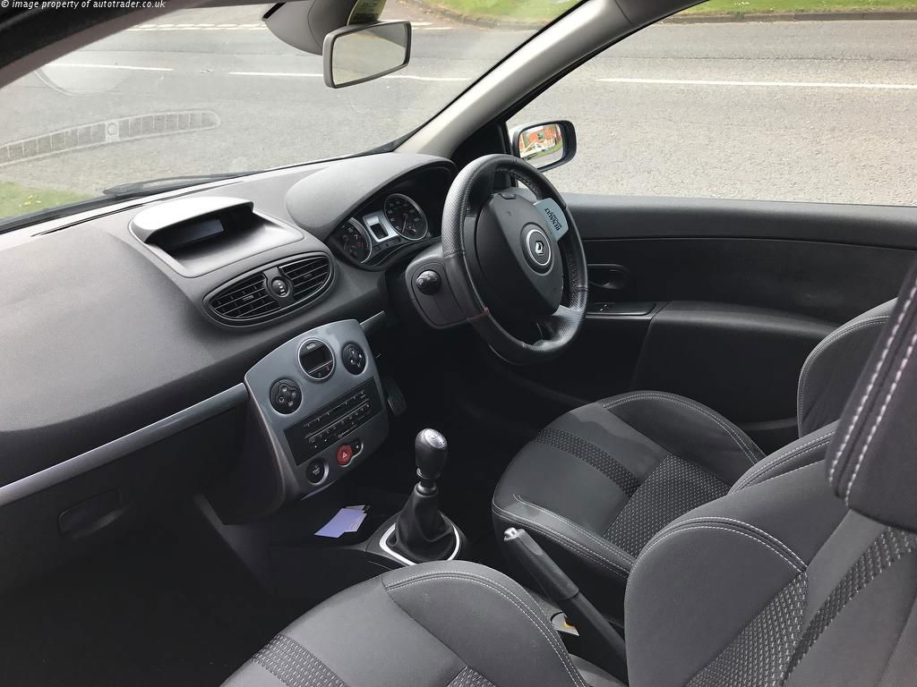 You Can Now Buy A Renault Sport Clio 197 For Under £3000