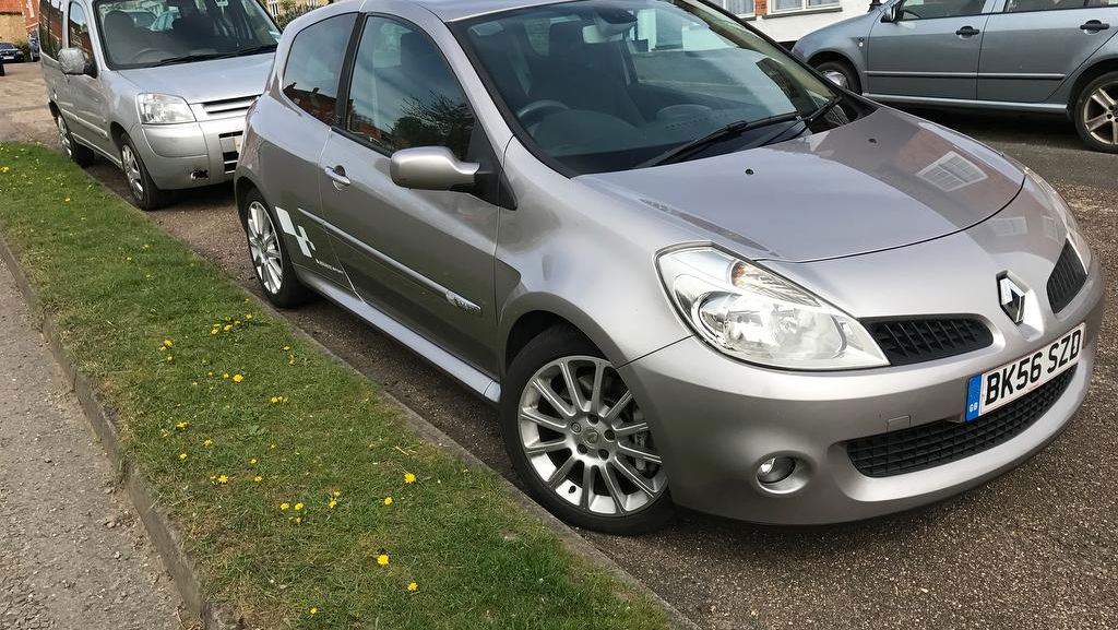 You Can Now Buy A Renault Sport Clio 197 For Under £3000