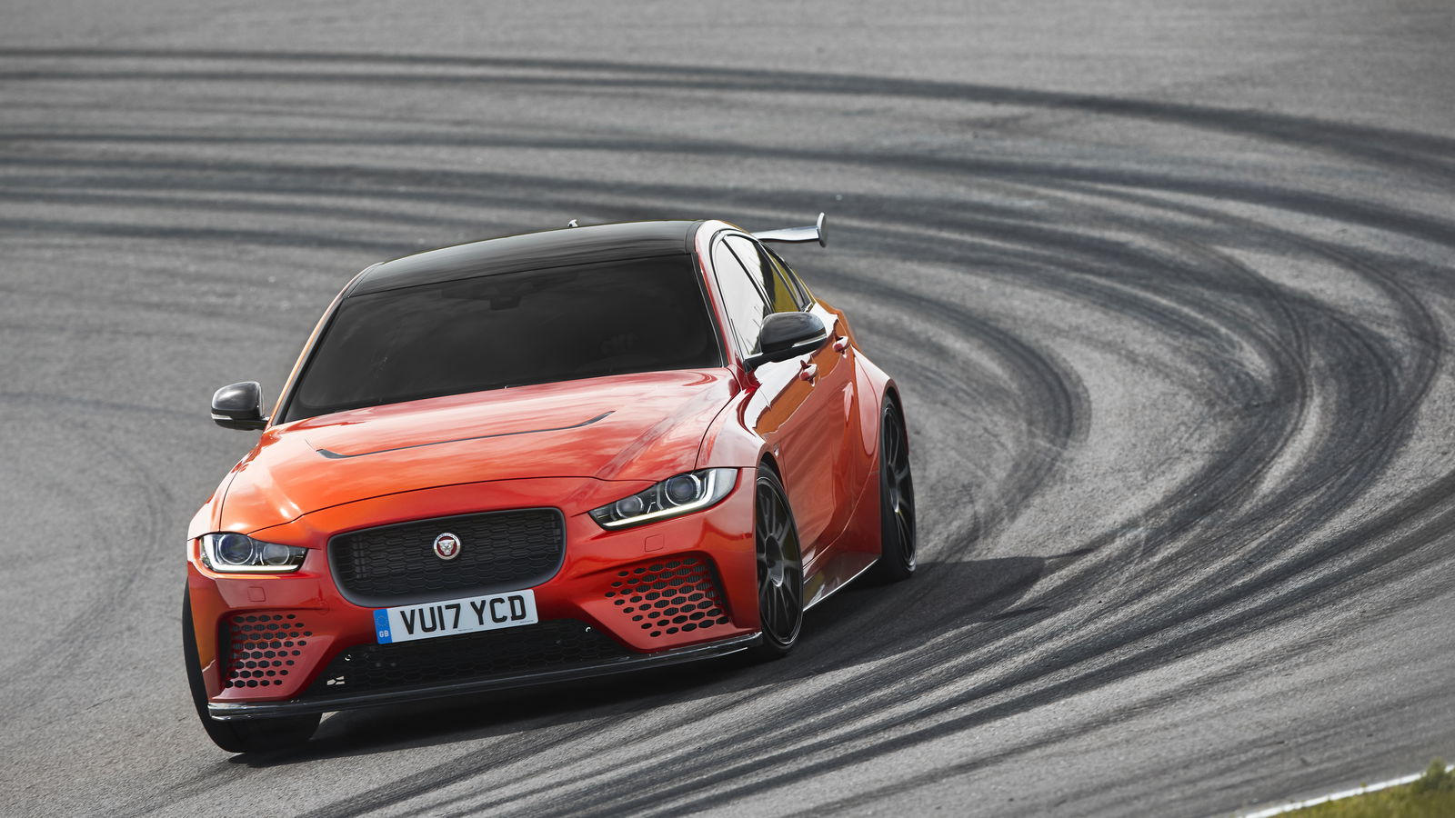 The End Is Nigh For The Glorious Supercharged Jaguar V8