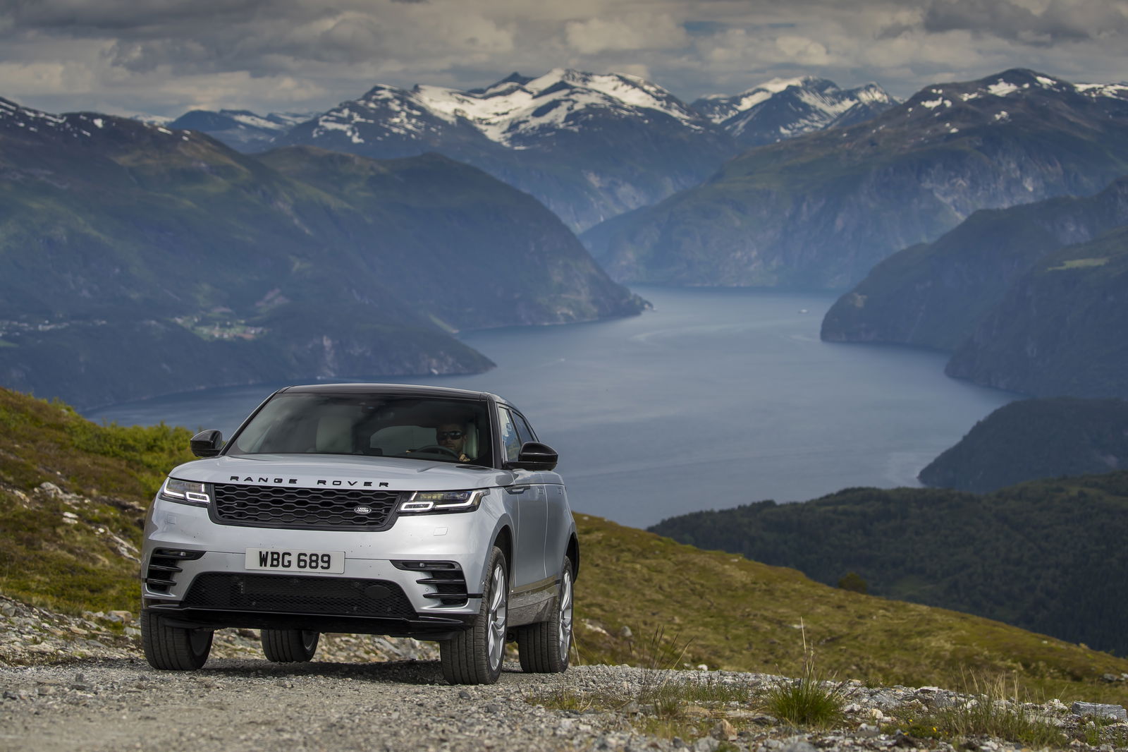7 Things I Learned From Driving The New Range Rover Velar
