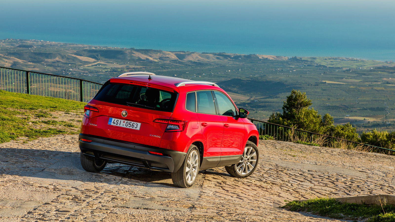 Skoda Karoq Review: Hard To Fault, But Tricky To Love