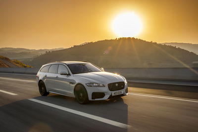 Jaguar XJR 575 Review: Outdated, Silly, And Thoroughly Brilliant