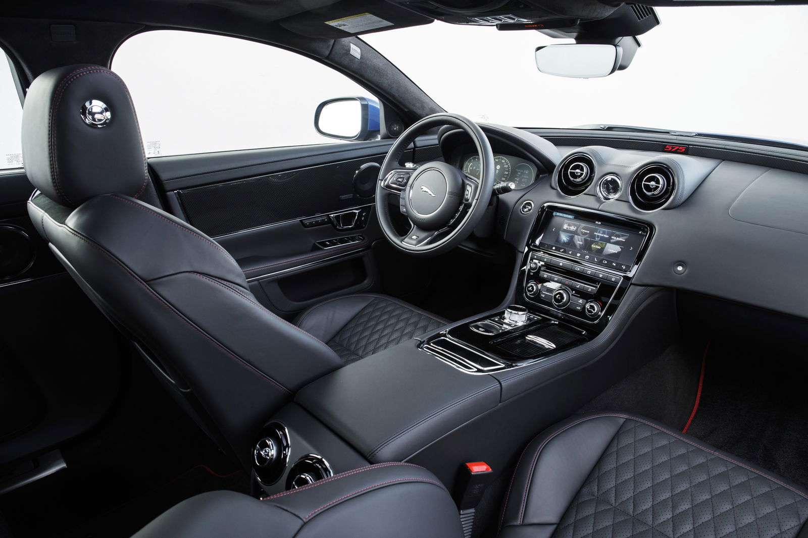 Jaguar XJR 575 Review: Outdated, Silly, And Thoroughly Brilliant