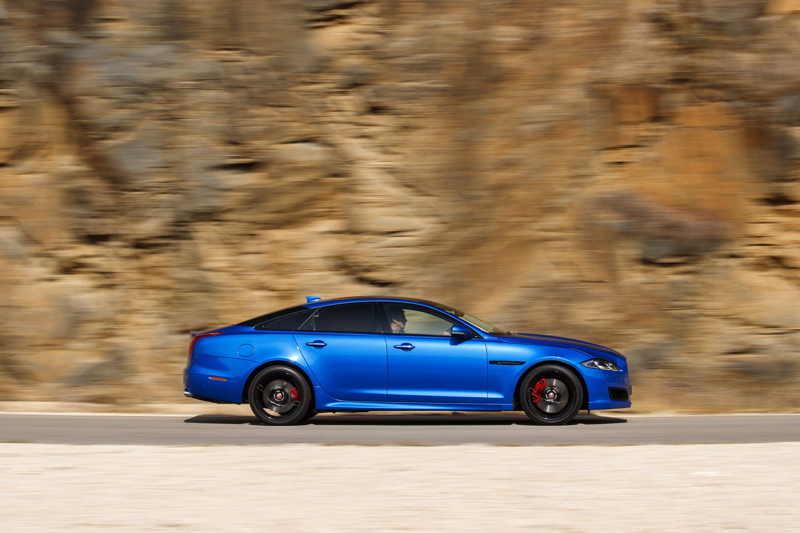 Jaguar XJR 575 Review: Outdated, Silly, And Thoroughly Brilliant