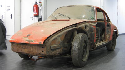 The Porsche Museum Just Finished Restoring Its Oldest 911, And We're In Love