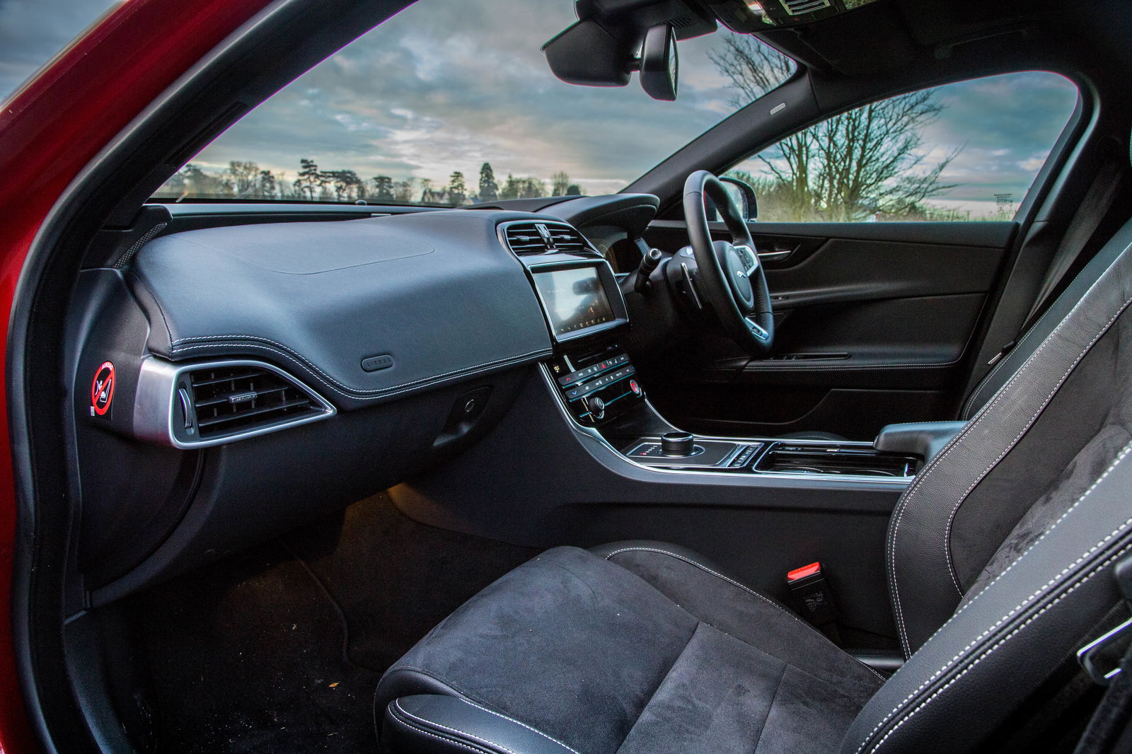 375bhp Jaguar XE S Review: JLR’s Almost-M3?