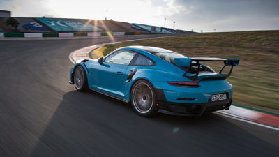 These 30 Car Pics Are Epic Wallpaper Material