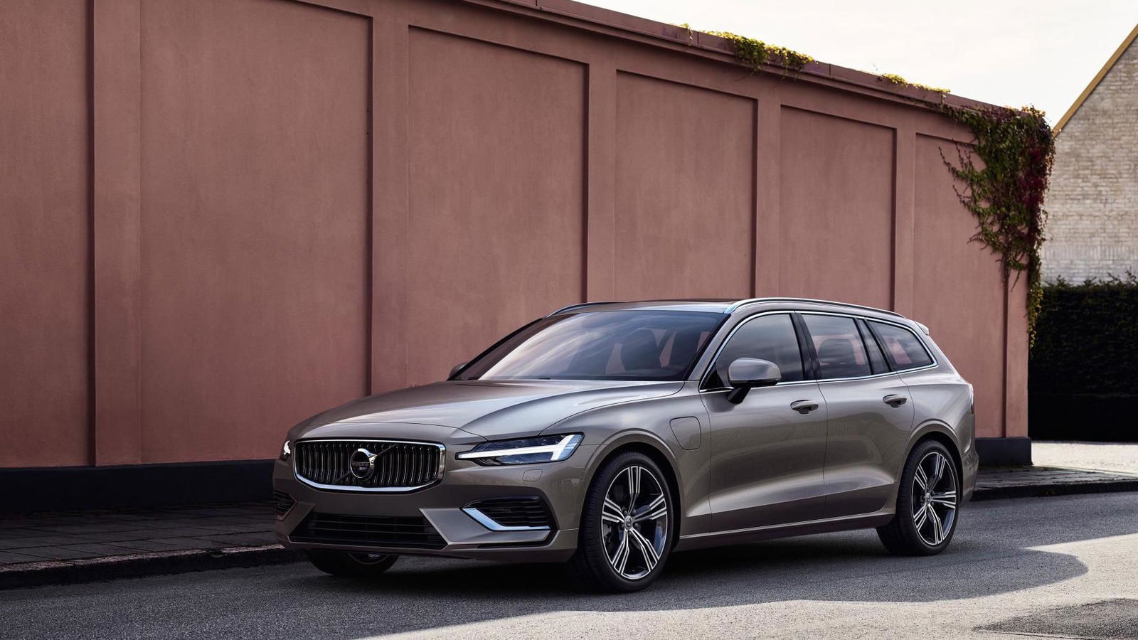 The New Volvo V60 Is Here To Make Being Sensible More Sexy