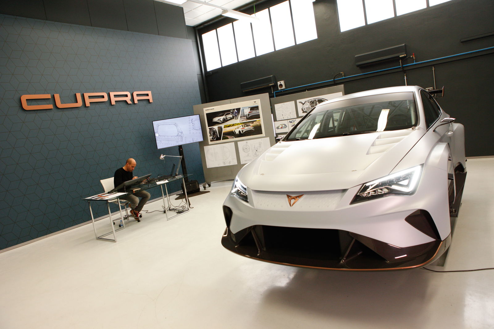 Exclusive: Inside Seat's 660bhp, RWD Electric Racing Car