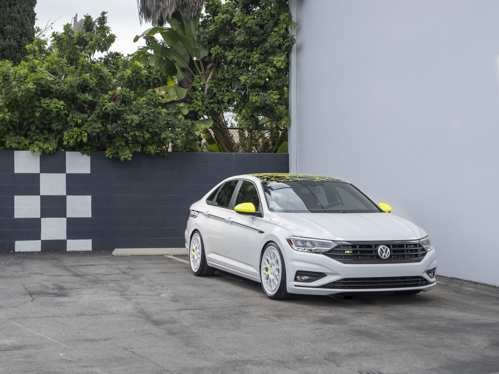 VW's 'Enthusiast' Concept Range Includes Slammed Arteon And Lifted Atlas