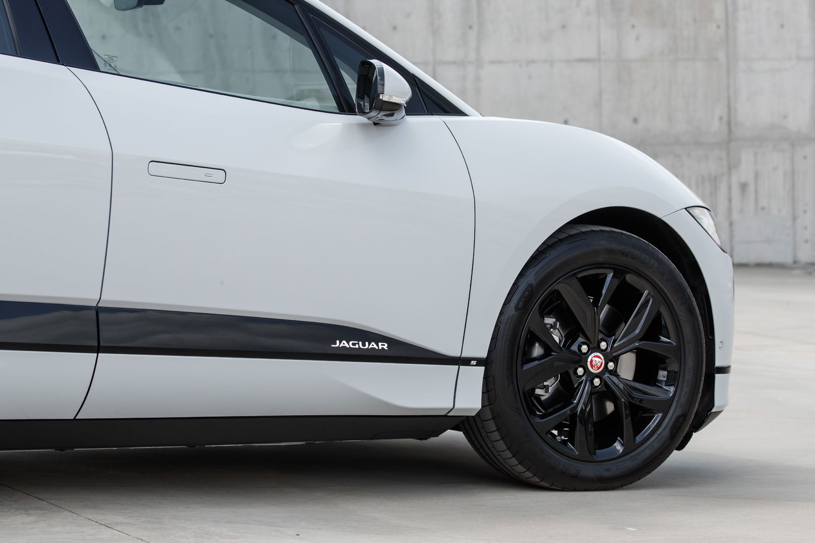 Jaguar I-Pace Review: The Future Is Fast, And Slightly Flawed
