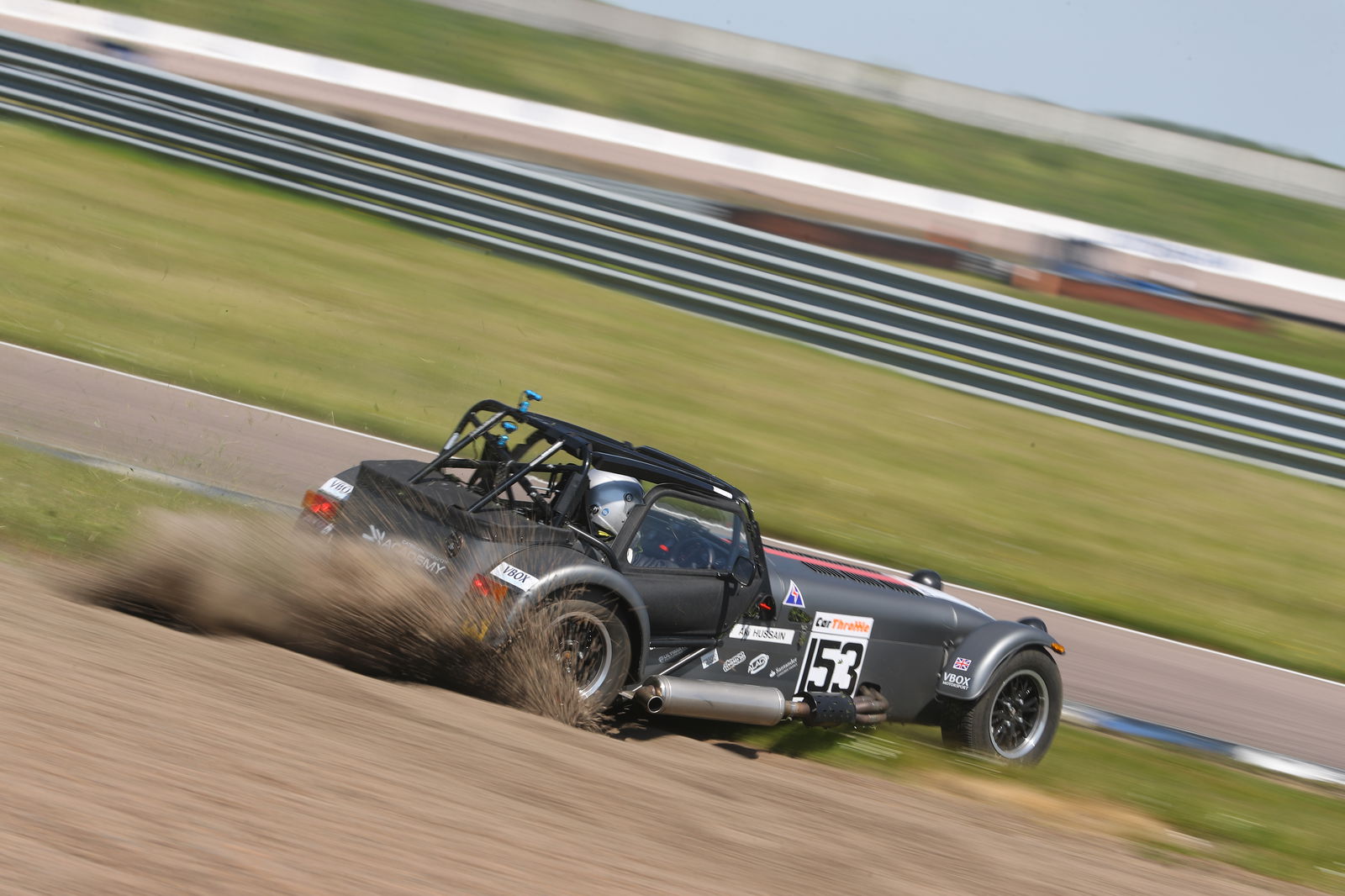 Rockingham's challenging national circuit caught a few people out (Photo via Snappyracers.com)