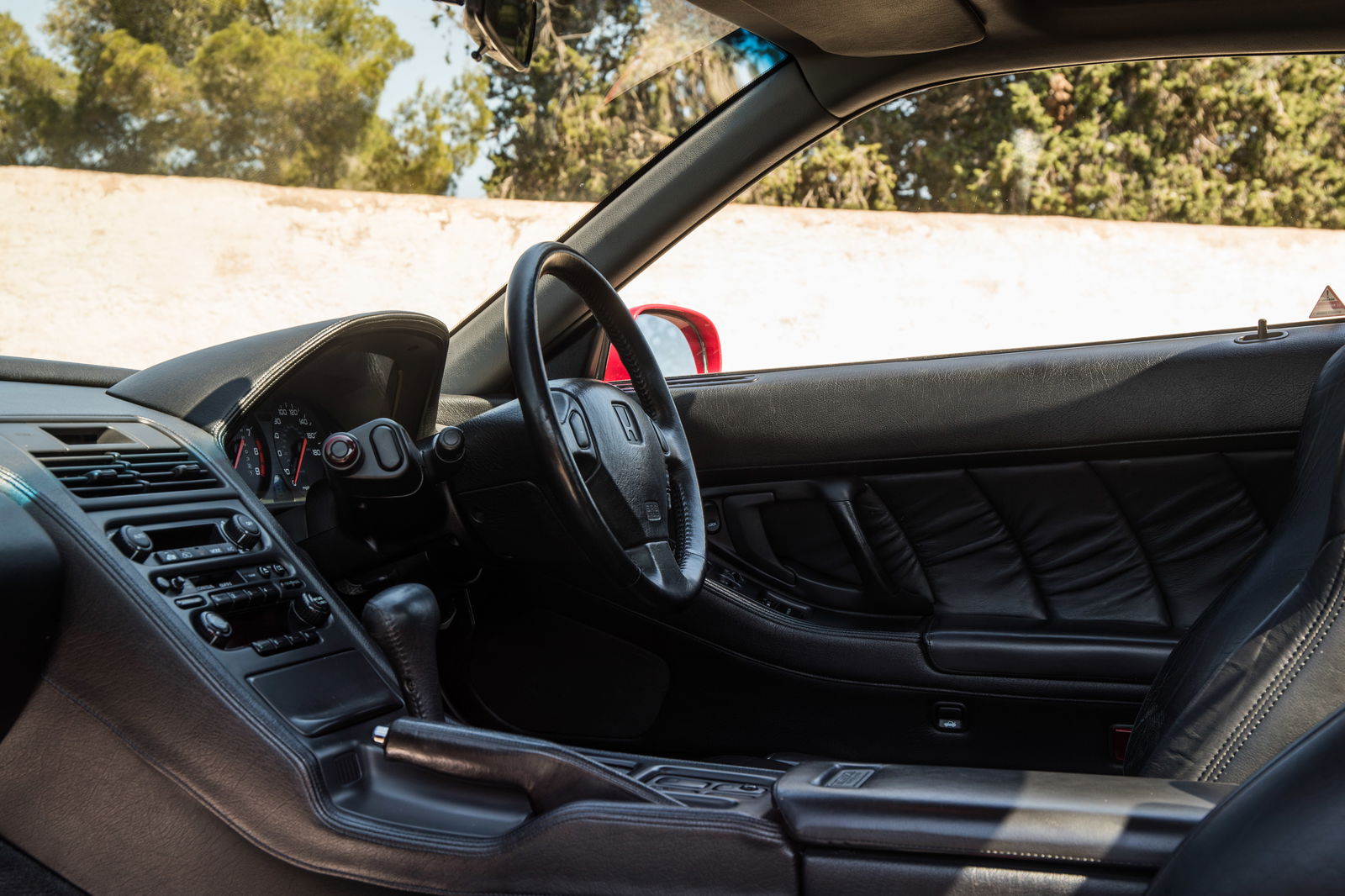 Driving An Automatic Honda NSX Is As Disappointing As You’d Expect