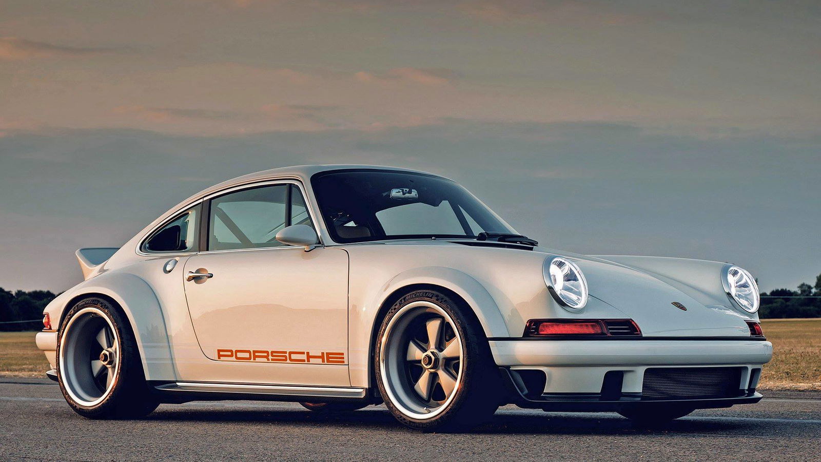 Singer Has Revealed An Exquisite Lightweight 911 With A 500bhp Air-Cooled Flat-Six