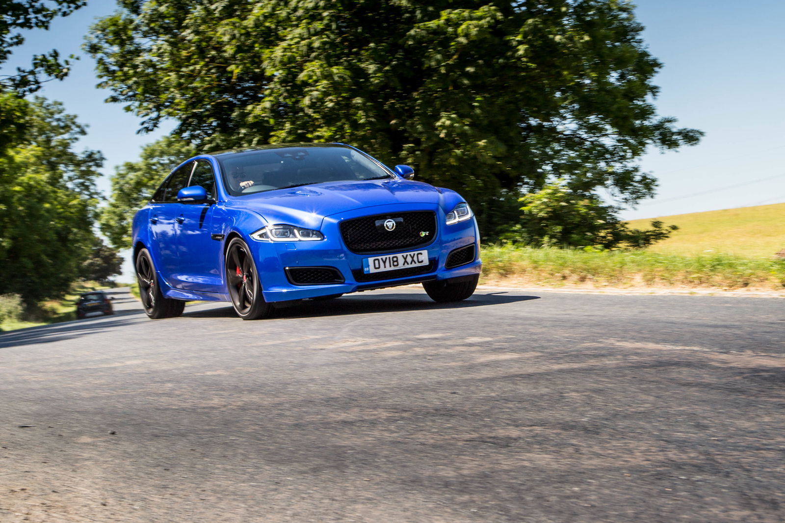 BMW M5 Vs Jaguar XJR 575: The Tech-Fest Saloon Takes On A V8 Dinosaur