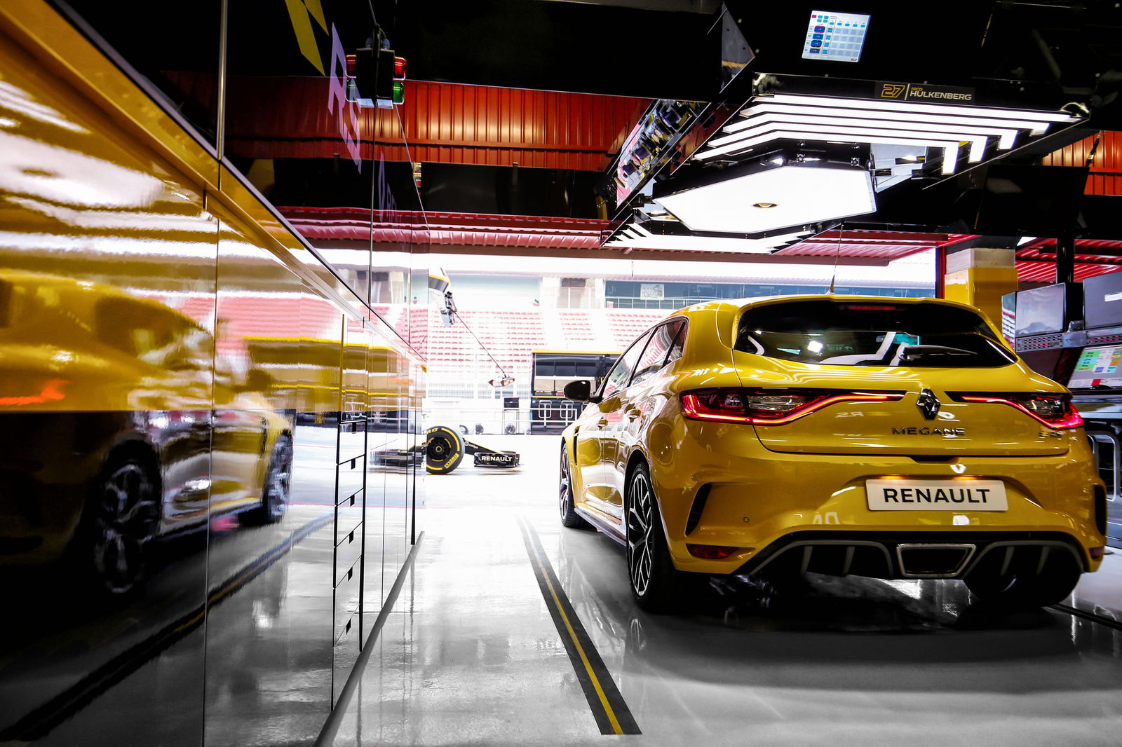 The 296bhp Renault Megane RS Trophy Is Here To (Probably) Conquer The 'Ring