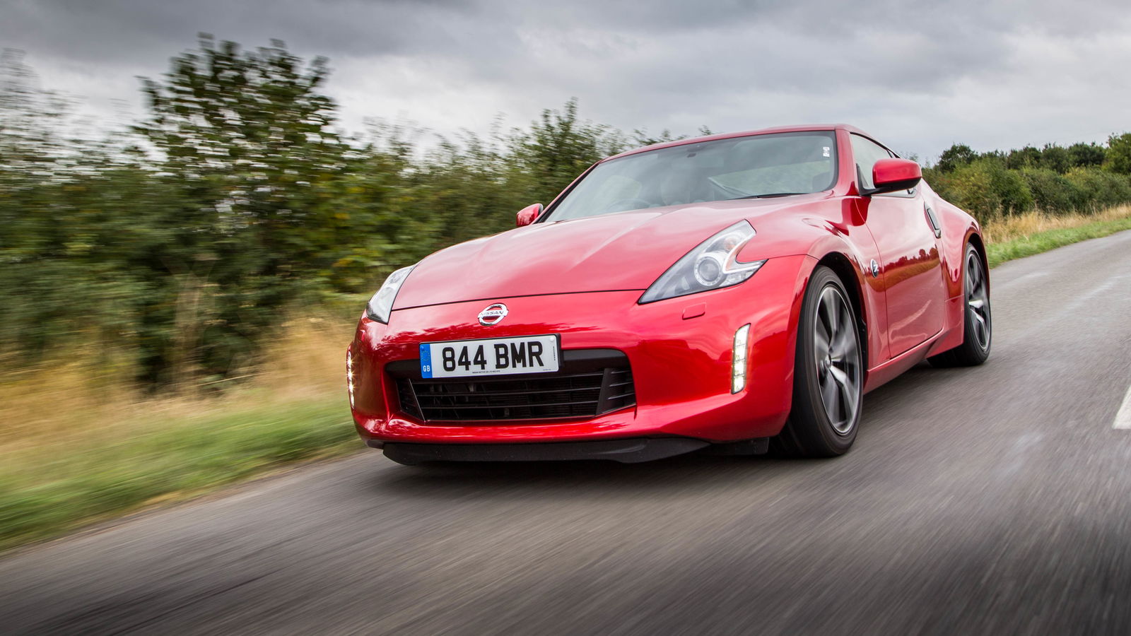 2018 Nissan 370Z Review: The V6 Dinosaur That Should Be More Likeable