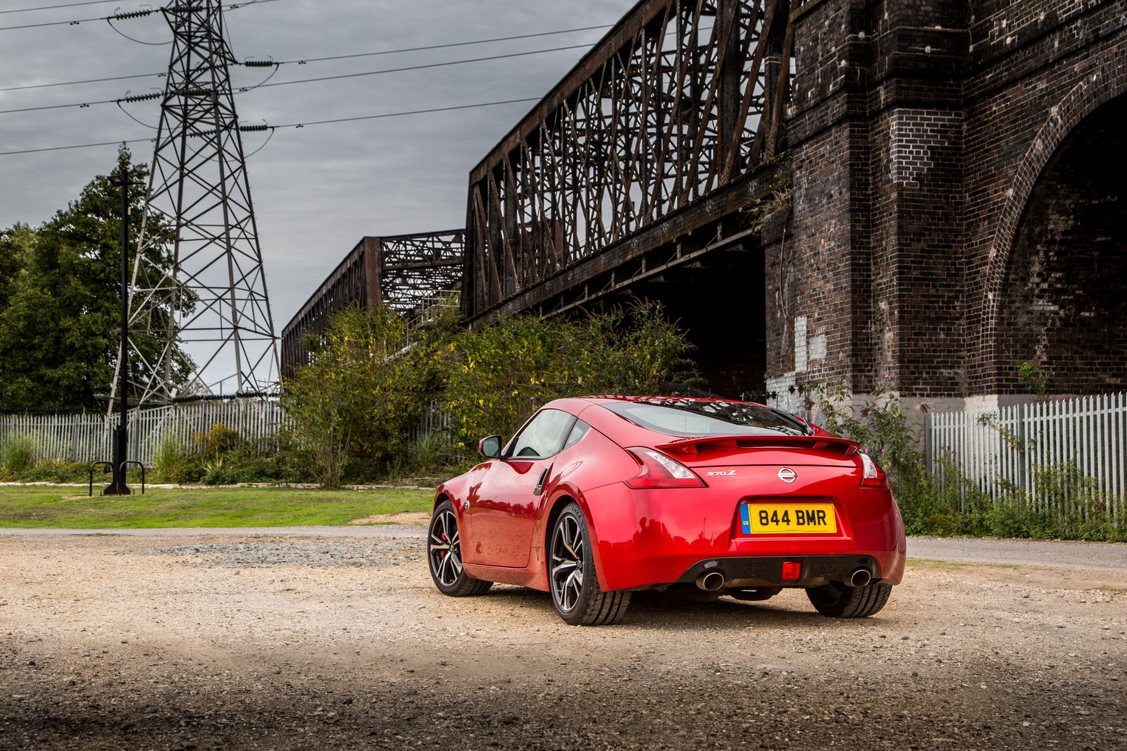 2018 Nissan 370Z Review: The V6 Dinosaur That Should Be More Likeable