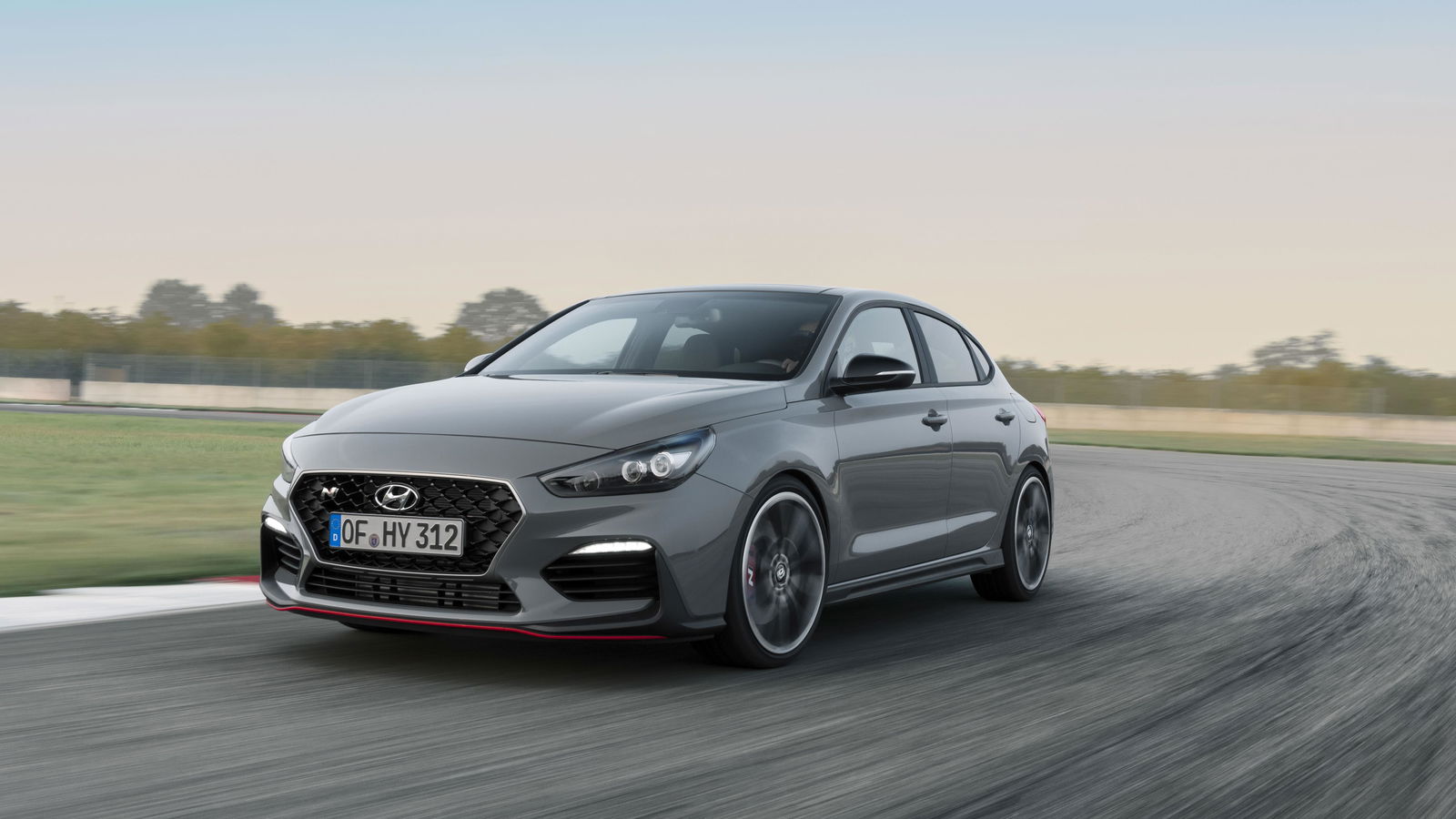 The New Hyundai i30 N Fastback Is A 271bhp Hot Hatch With A Curvaceous Butt