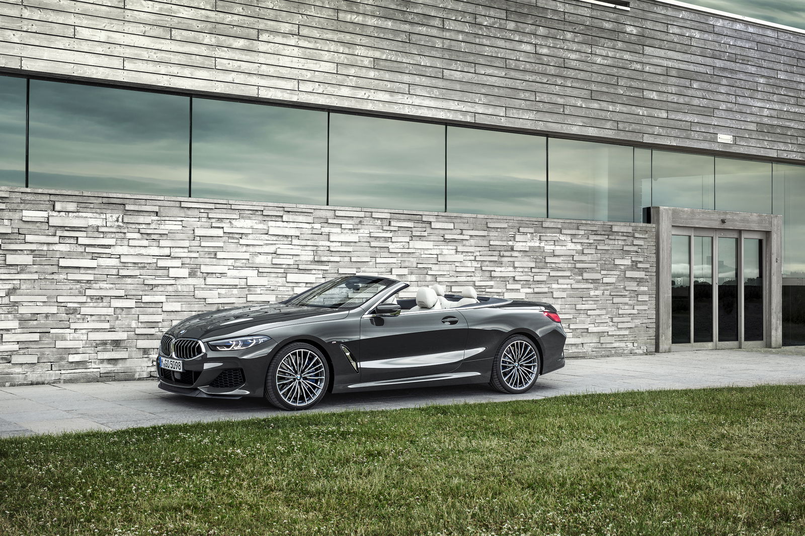 The BMW 8-Series Convertible Is Officially Here With Up To 523bhp