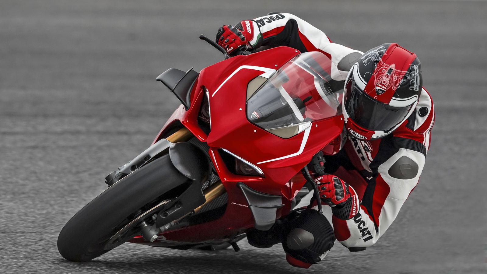 The 231bhp, 165kg Ducati Panigale V4 R Is Here