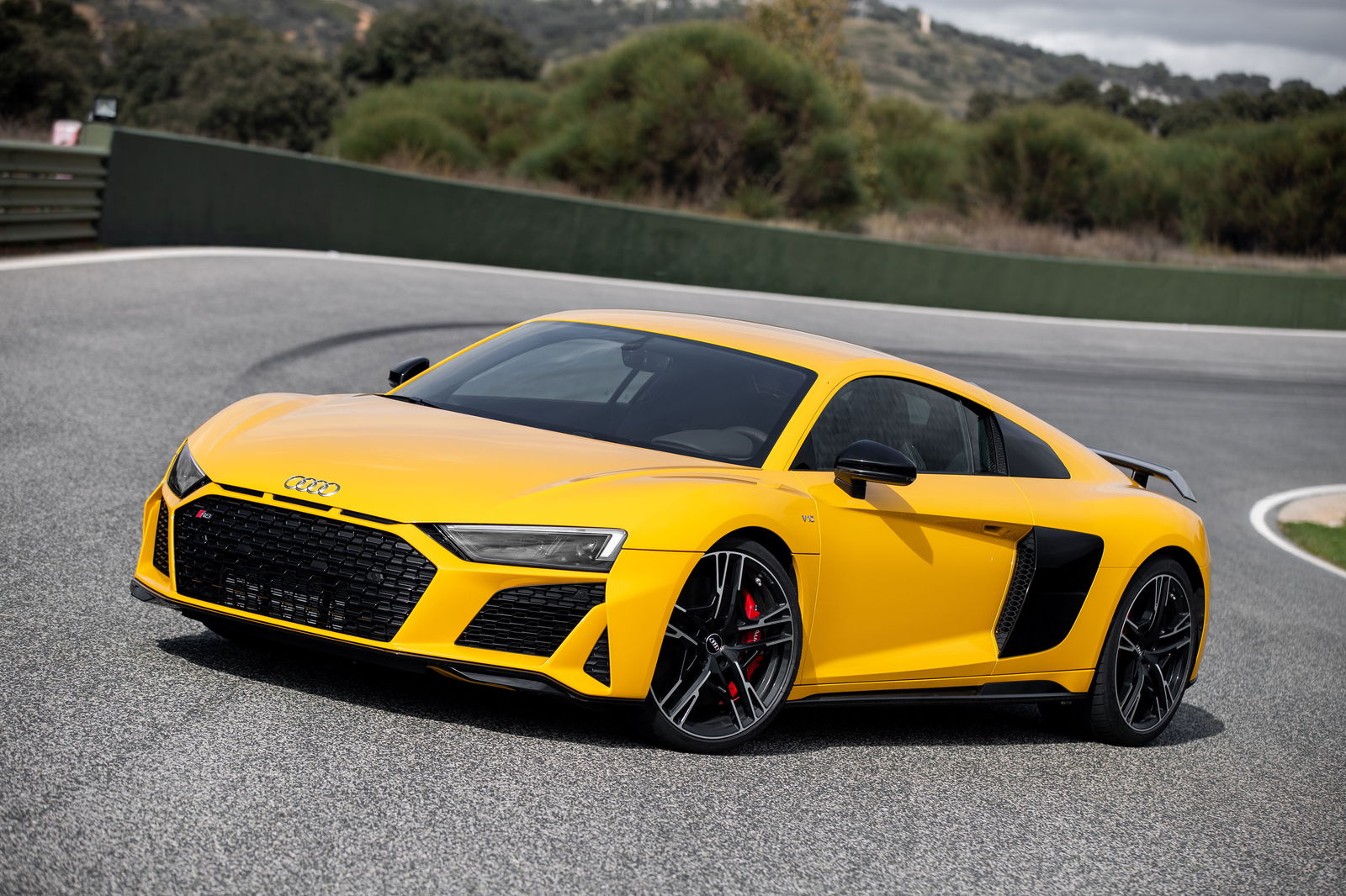 2019 Audi R8 Performance Review: The Last Of The Breed Is A Supercar Hero