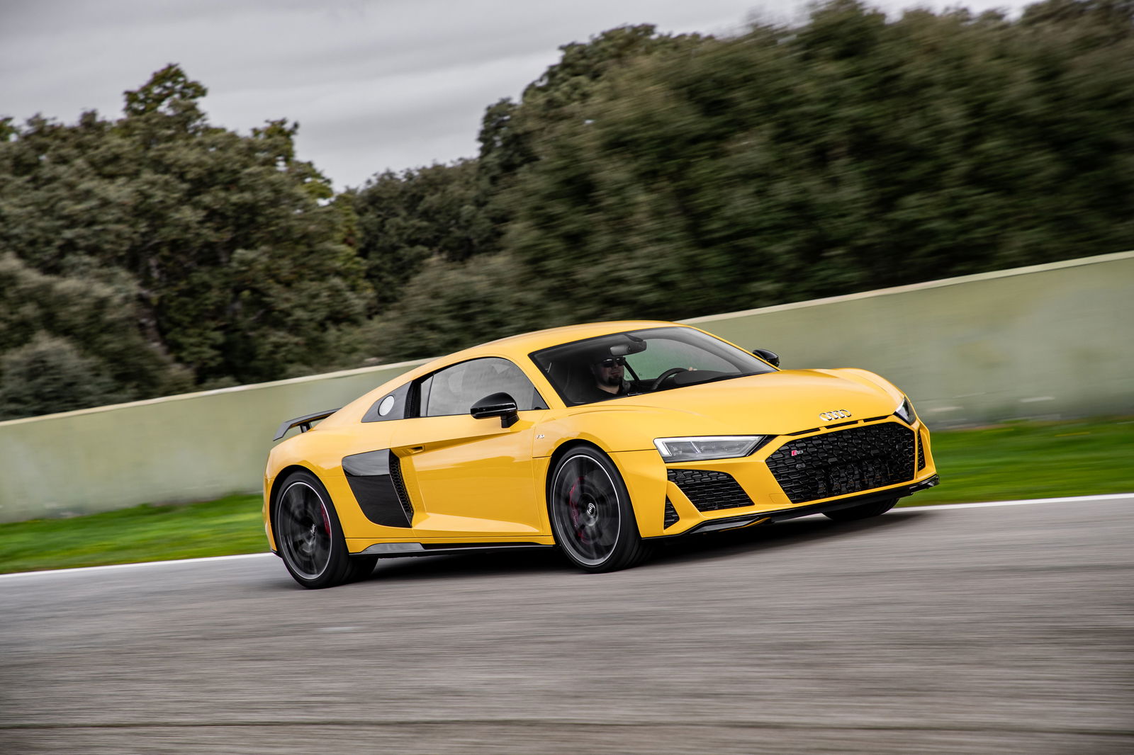 2019 Audi R8 Performance Review: The Last Of The Breed Is A Supercar Hero