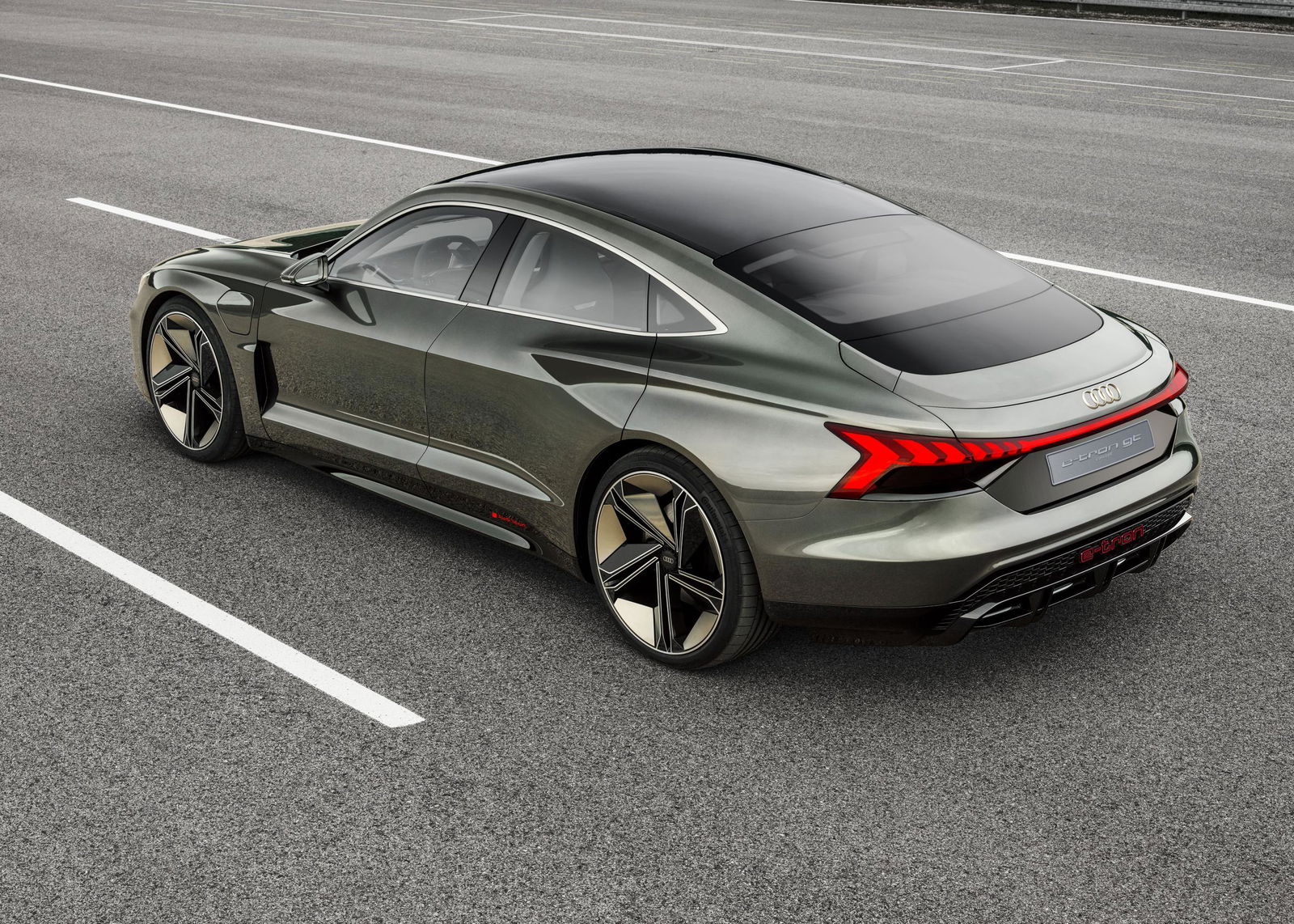 The E-Tron might look a little like an A5 Sportback, but it's actually A7-sized