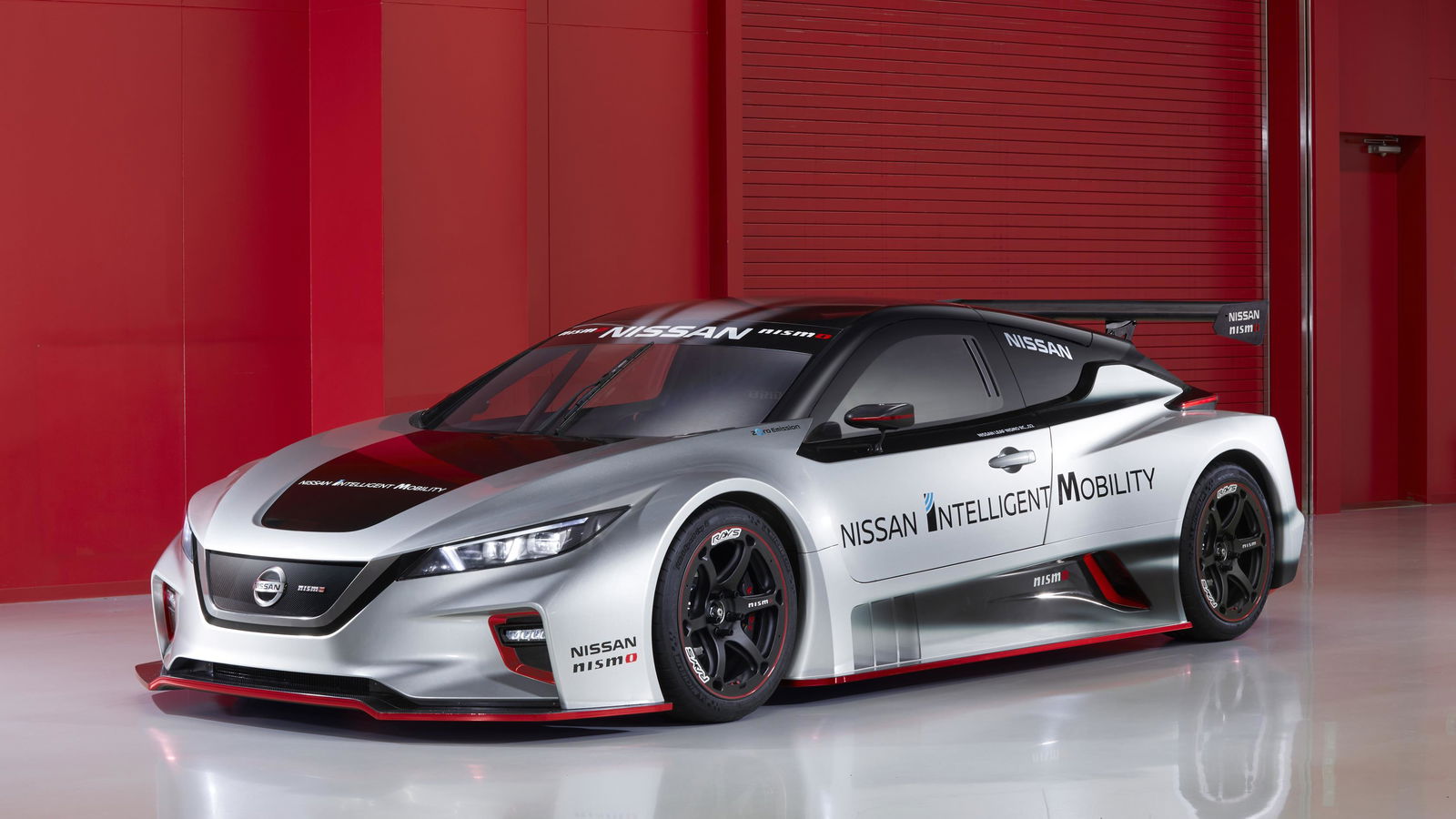 Nissan Just Turned The Leaf Into A Racing Car And It Looks Badass
