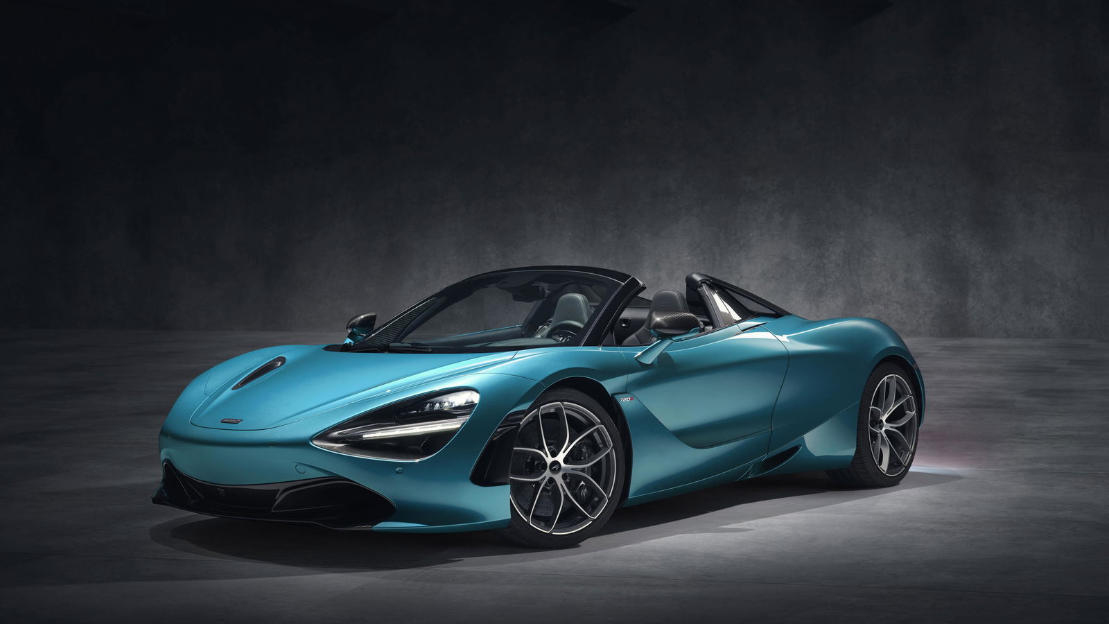 6 Things You Need To Know About The McLaren 720S Spider