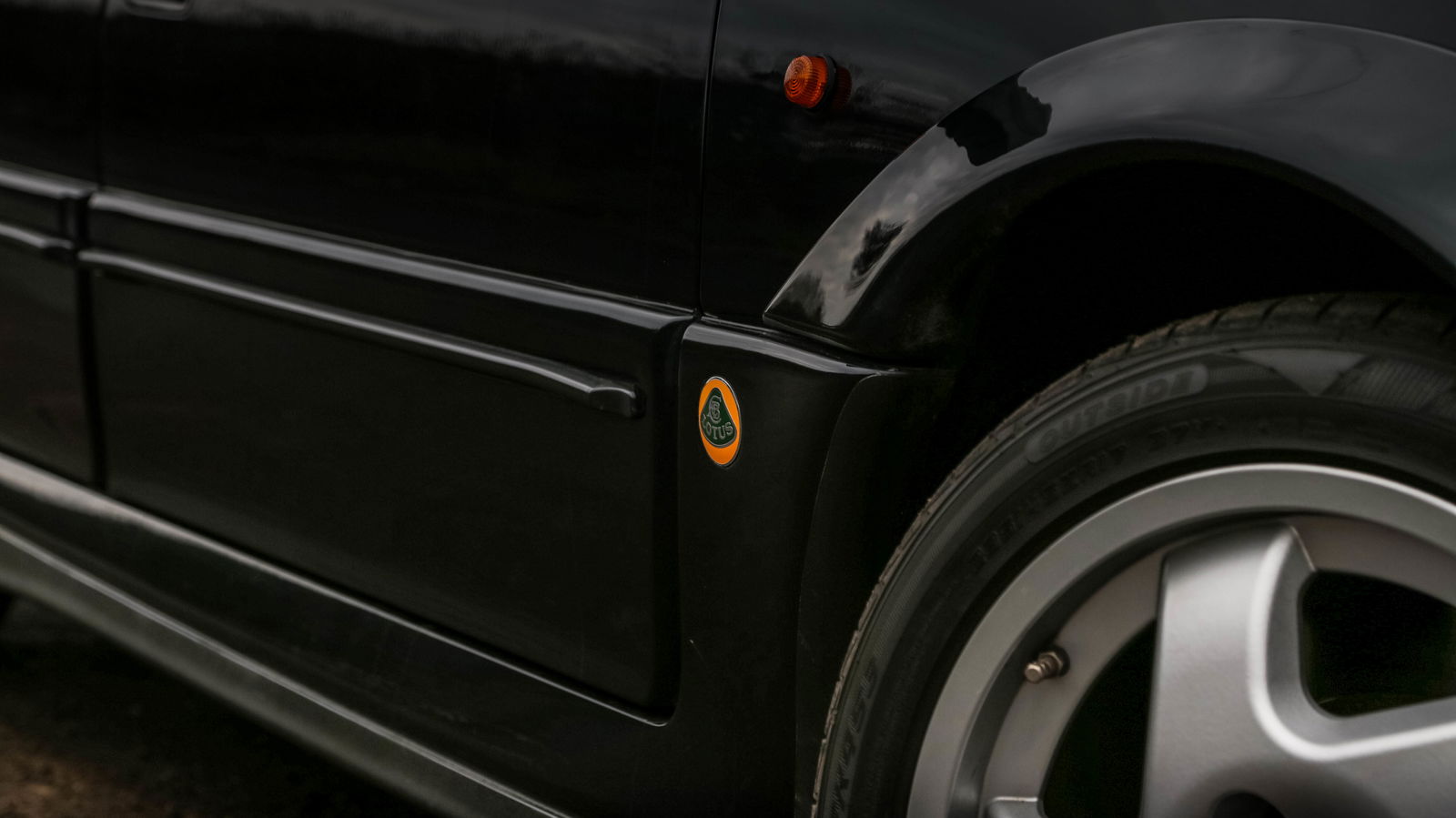 Lotus Carlton: Meeting The Car That Made The Government Angry