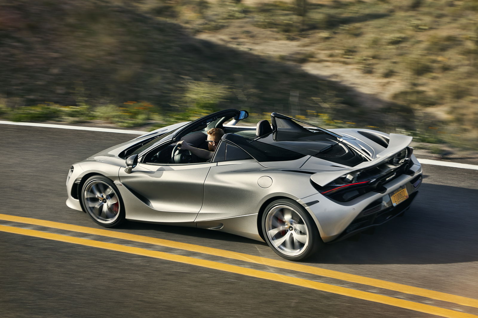 Figuring Out The McLaren 720S Spider In The Desert