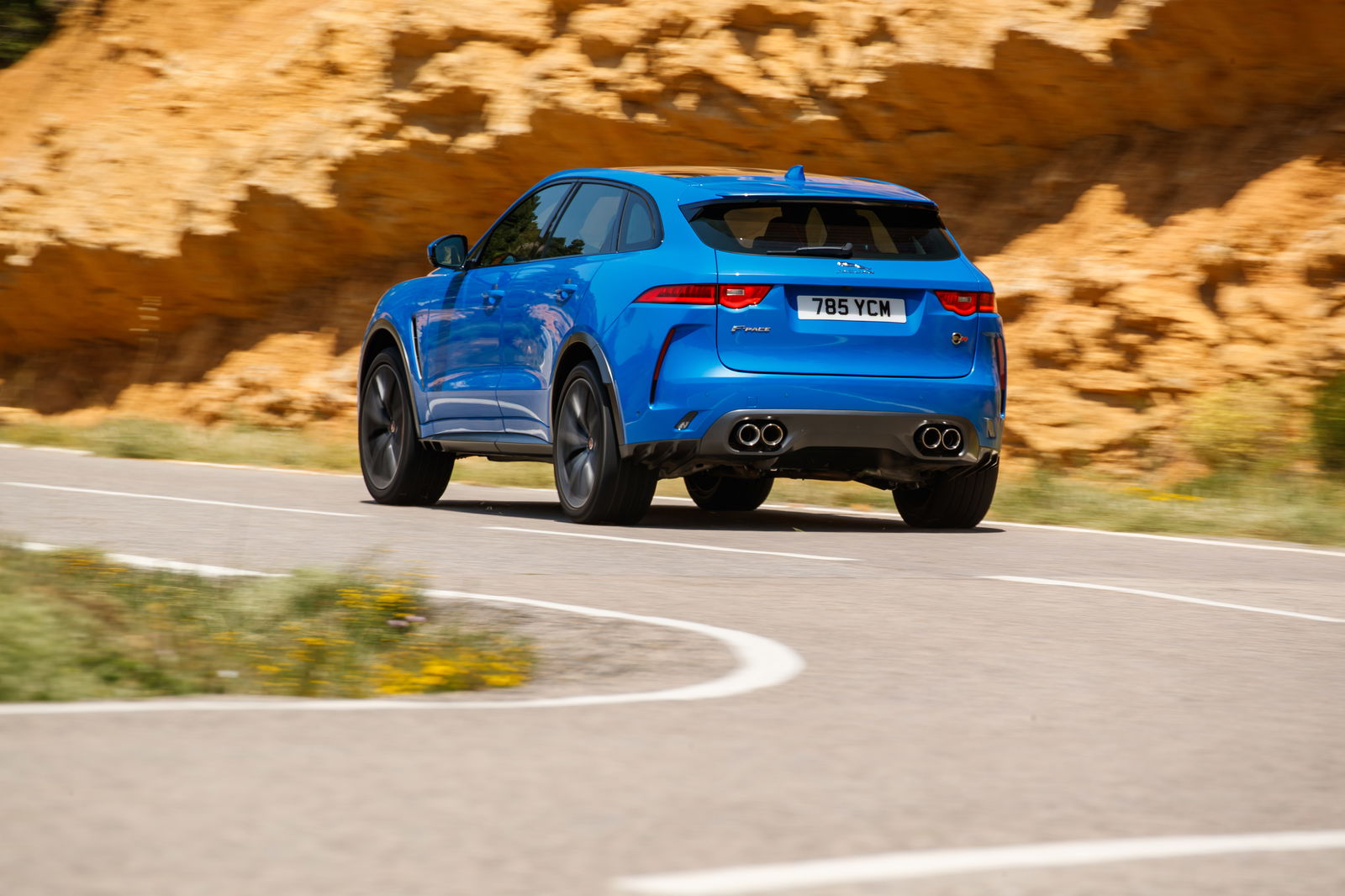 Jaguar F-Pace SVR Review: A Brutal Salute To V8 You'll Come Away Loving
