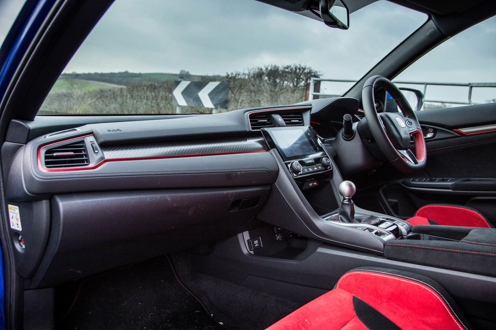 Honda Civic Type R vs Mercedes-AMG A35: Do You Even Need 4WD?