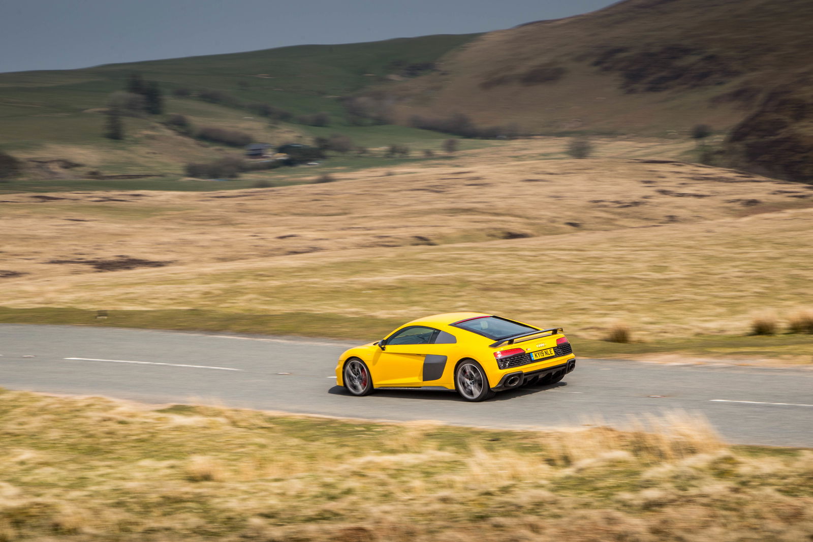 Porsche 911 Vs Audi R8 Vs McLaren 570S: Can The 992 Take On Supercars?