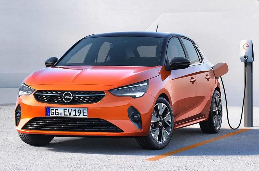 The Land Rover Discovery Sport Has A New Face And Fresh Tech