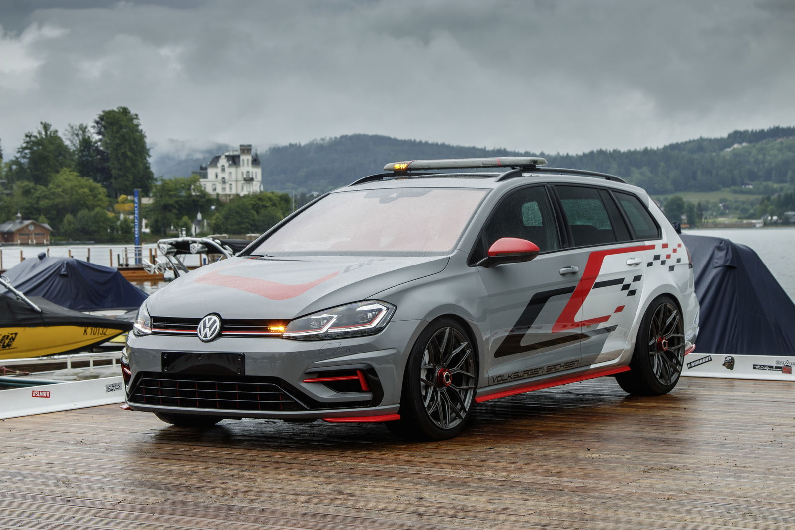If VW Makes A Golf GTI TCR S, It Should Be Like This Concept