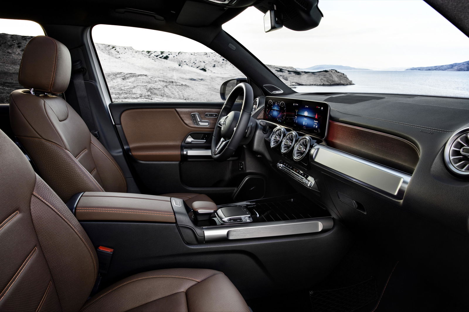 The Surprisingly Boxy Mercedes GLB Wants A Slice Of The X1/Q3 Pie