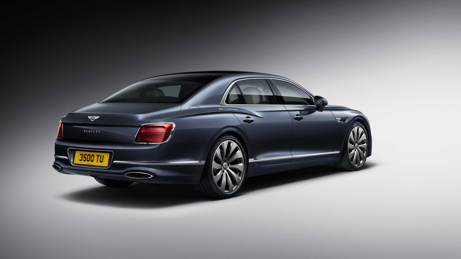 All-New Bentley Flying Spur Wants To Get Its 207mph Waft On