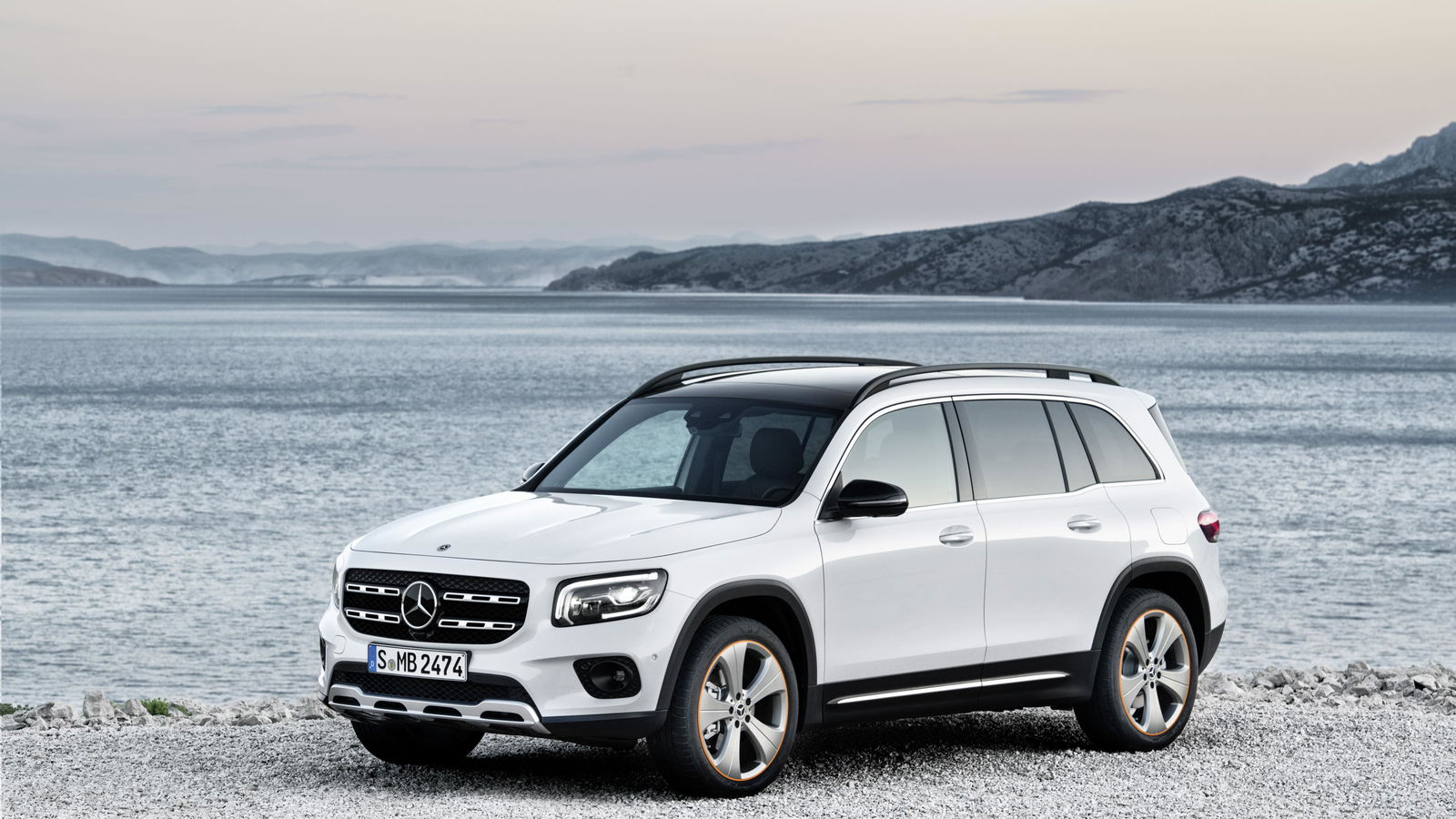 The Surprisingly Boxy Mercedes GLB Wants A Slice Of The X1/Q3 Pie